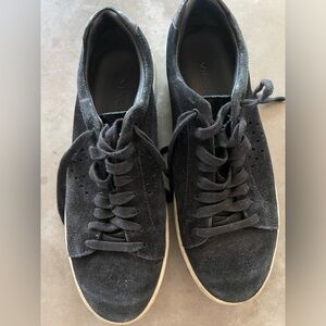 Vince shoes in good shape
